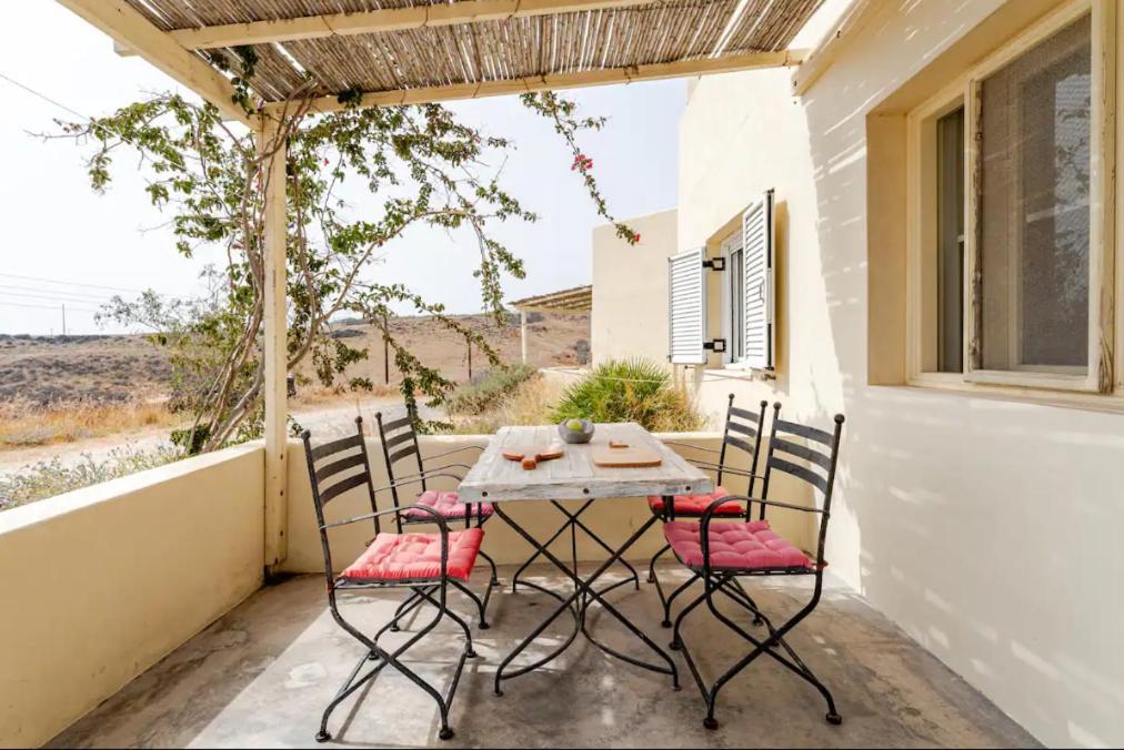 Drakkar Houses Fira  Exterior foto