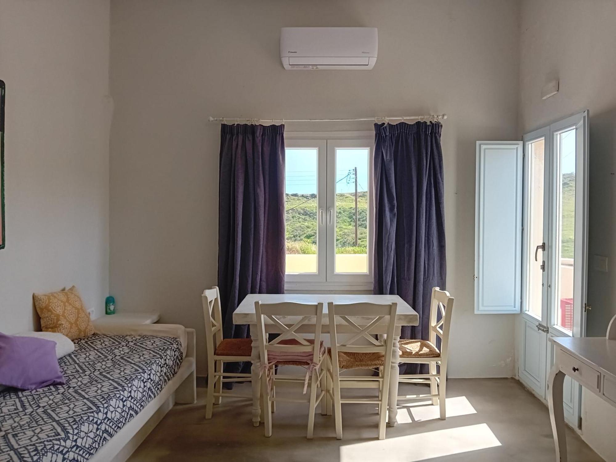 Drakkar Houses Fira  Exterior foto
